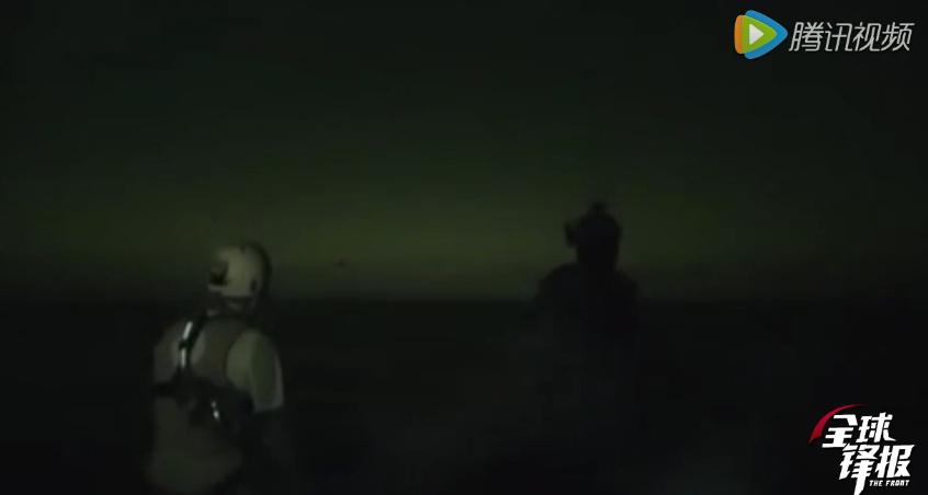 24小時(shí)救起6500人！他們協(xié)助難民逃離“死亡之?！?