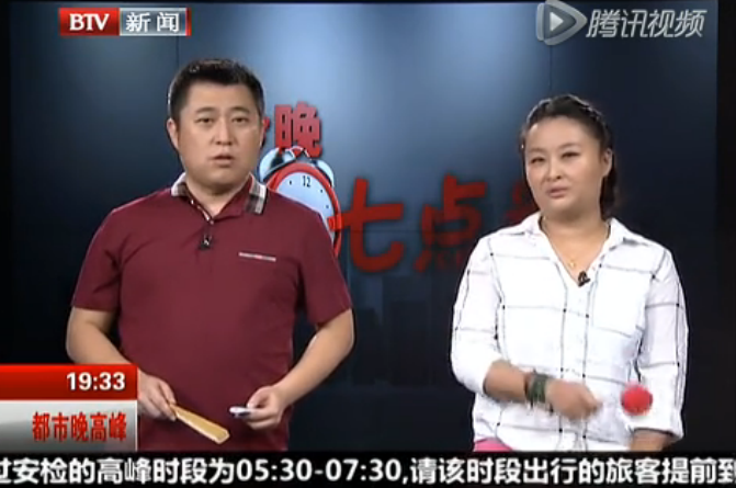 監(jiān)拍陜西5少年攔路搶劫 居然只為一雙鞋 